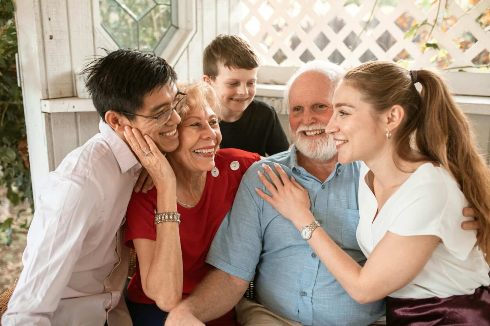 Extended family, showing people of all ages